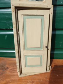 Oud houten poppenhuis paneel deur