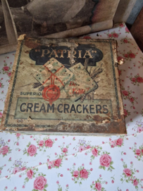 Antiek winkelblik cream crackers patria