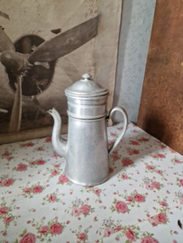 Oud aluminium cafetiere pruttelpot