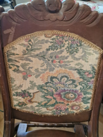 Oude brocante schommelstoel