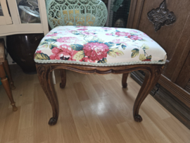 Antieke voetenbank footstool rozen