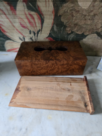 Gelakt houten tissuebox