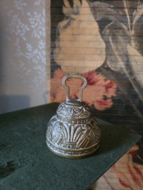 Antiek bronzen bel nr3
