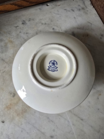 Sauskom juskom butterflij servies