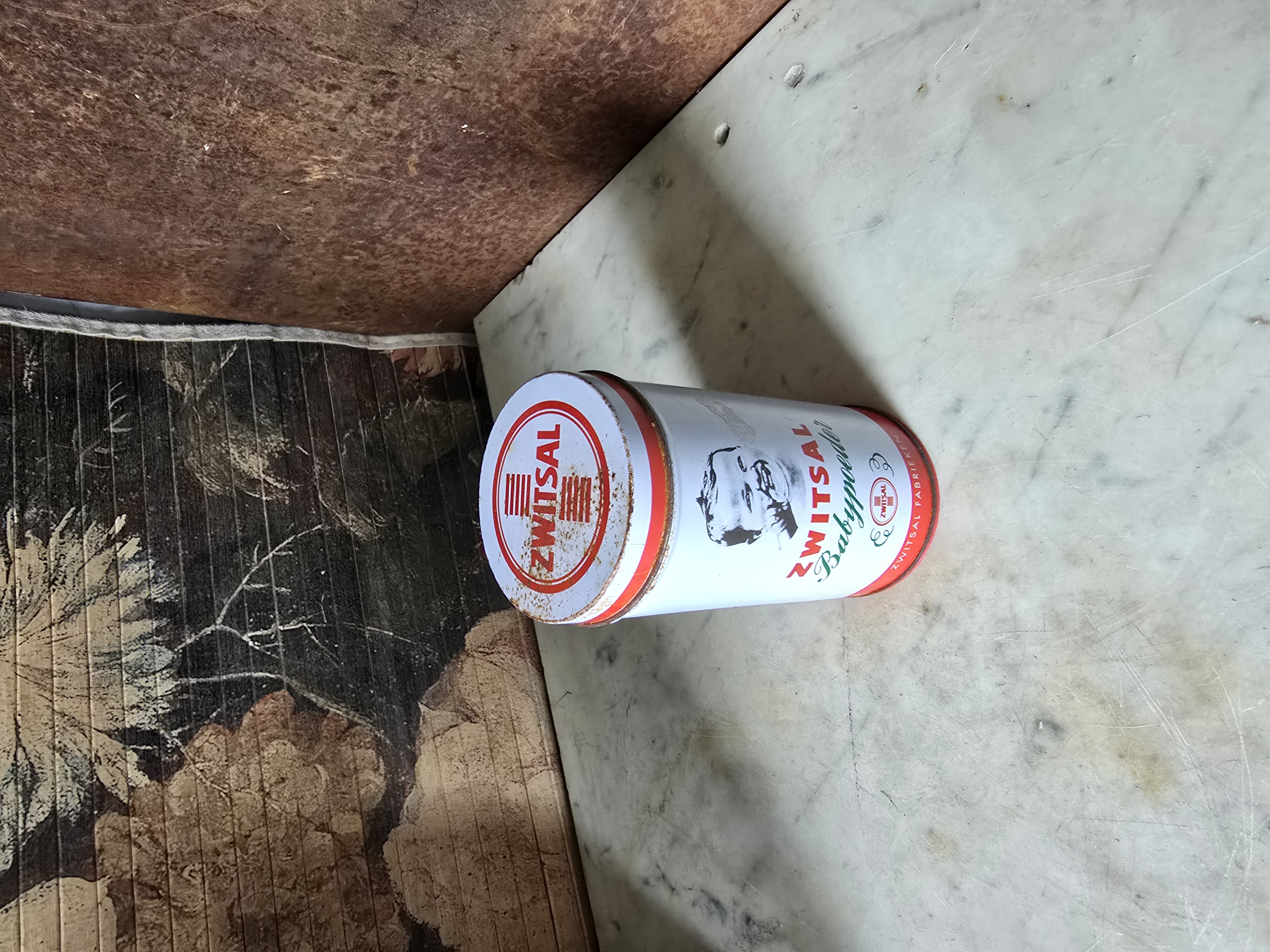 Oud blikken muziekdoosje Zwitsal