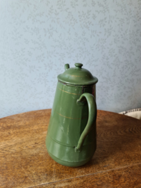 Donkergroen emaille koffiepot