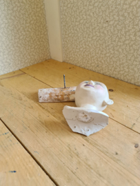 Oud poppen hoofdje pierrot