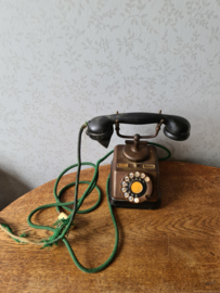 Antieke koperen telefoon