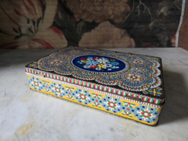 Antiek blikken kraaltjes koektrommel