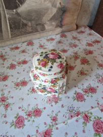 Brocante porseleinen theebus Sadler England