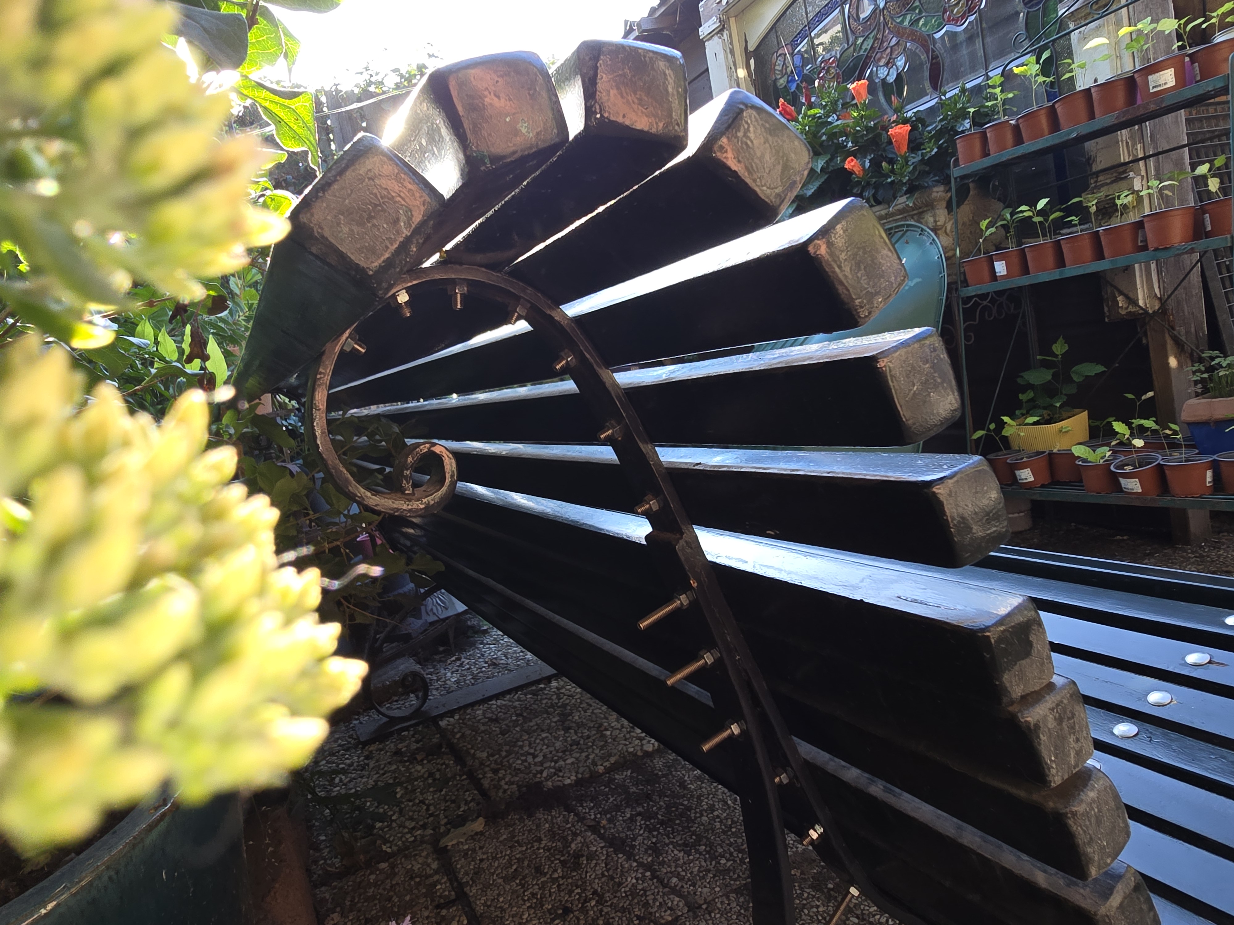 Oude zware tuinbank parkbank