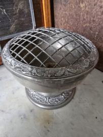Oude verzilverde rozensteker rozenbowl