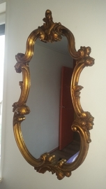 Grote Franse  brocante barok spiegel
