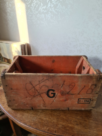 Oud doorleefd houten kistje nr2