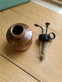 Oude koperen verstuiver nr3
