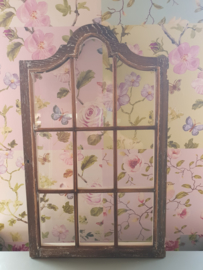 Oud houten deurtje met glas