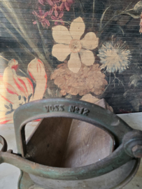 Antieke broodsnijder Voss