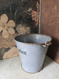 Grijs gewolkte emaille aardappelen emmer