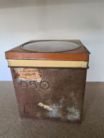 Oud doorleefd vensterbank jamin