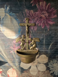 Antiek messing wijwaterbakje engelen kruisbeeld