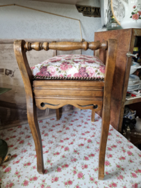 Brocante piano bankje