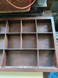 Oude houten letterbak nr1
