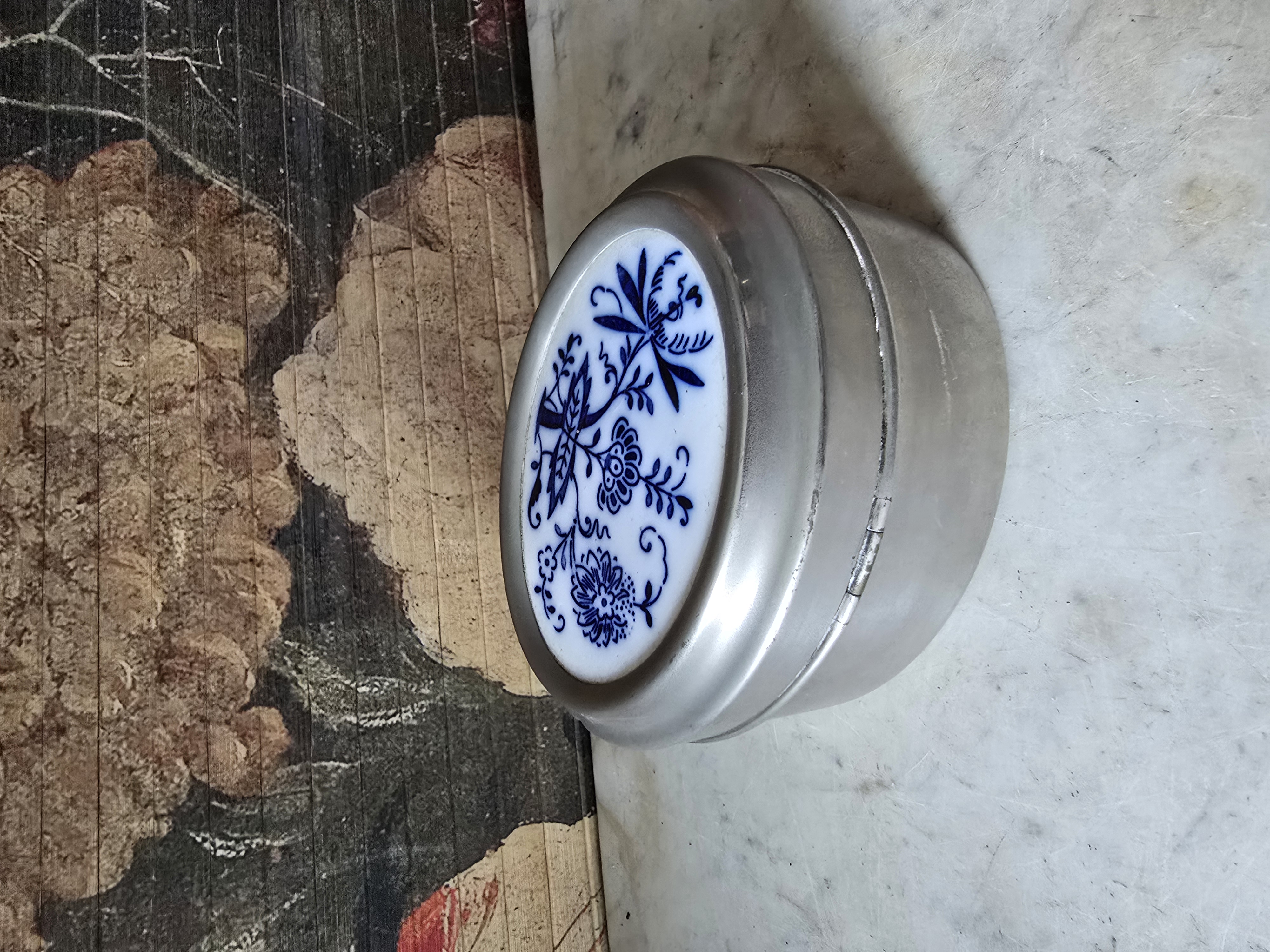 Antiek tinnen koektrommeltje zwiebelmuster