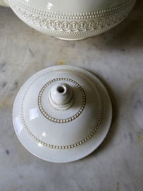 Antieke chocoladeketel petrus regout creamware