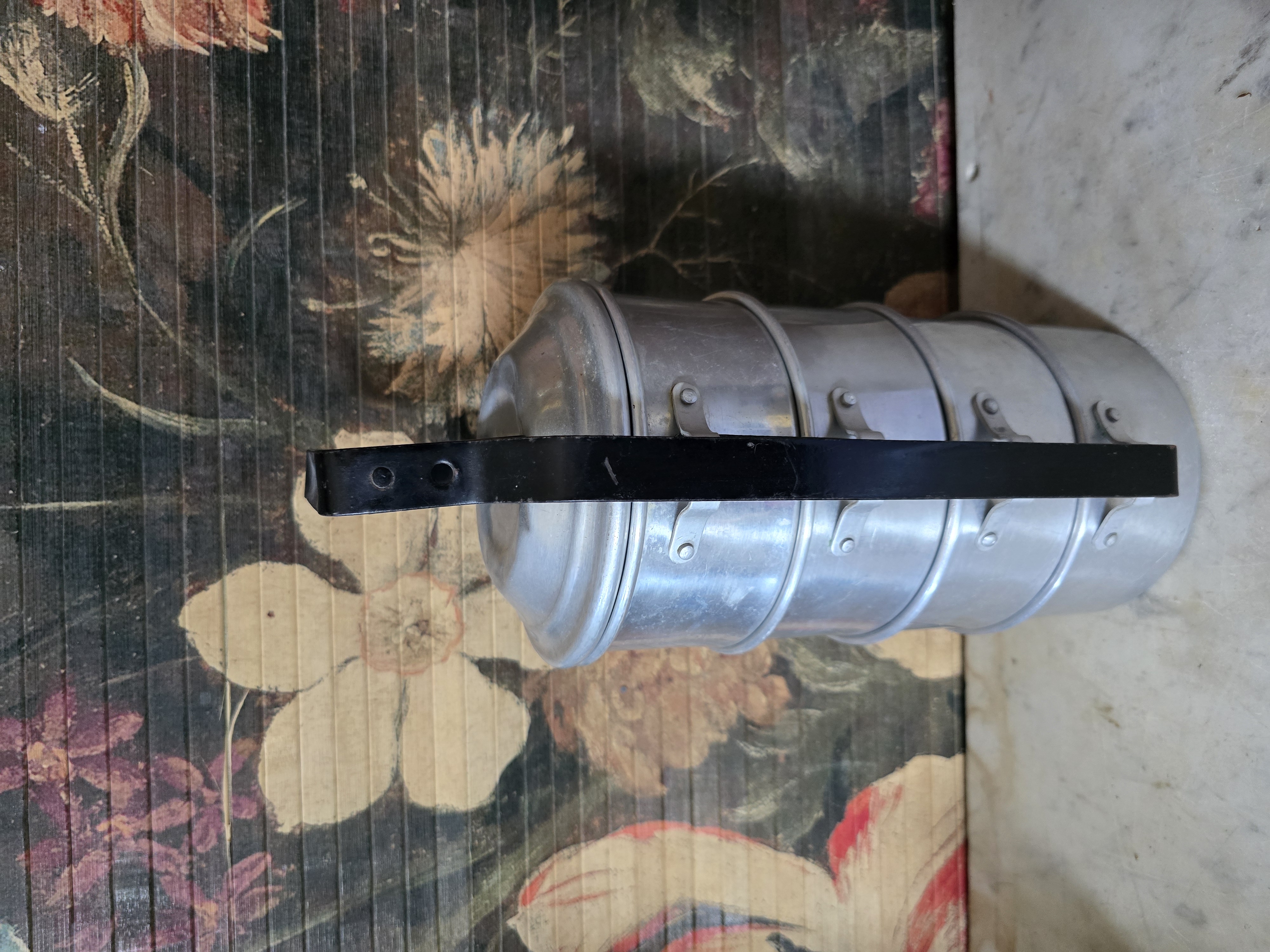 Aluminium rantang gamel