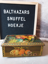 Antiek blik trommel fruitdecor met sleuteltje