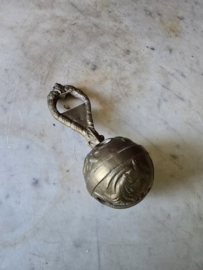 Oude messing bel met opener