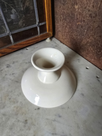 Schaaltje op voet potiche kinderservies petrus regout nr3