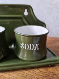 Donkergroen emaille zand zeep soda