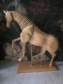 Anatomisch houten ledenpaard