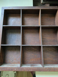 Oude houten letterbak nr1