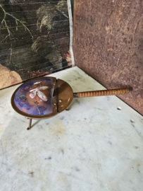 Antiek geëmailleerde koperen tafel kruimelvanger vlinder