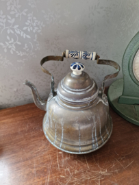 Antiek koperen waterketel
