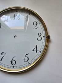 Oude wijzerplaat klok bolglas