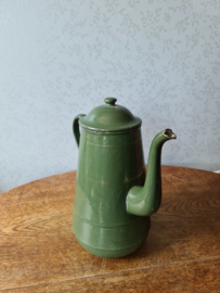 Donkergroen emaille koffiepot