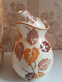 Oude Engelse theepot en roomkan bursley ware