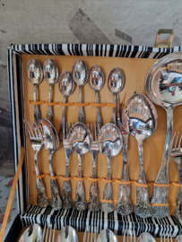 Brocante verzilverd bestek in doos