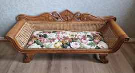 Brocante houten bankje rozen