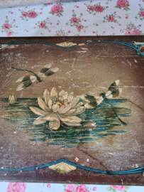 Antiek houten kist libelle