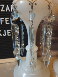 Set antieke opaline glazen vazen tafelstukken