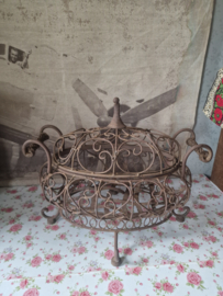 Brocante smeedijzeren mand