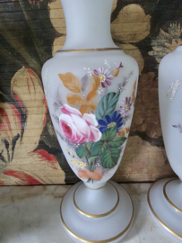 Antiek opaline glazen vaas