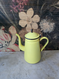 Zachtgeel emaille koffiepot