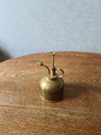 Oude koperen verstuiver