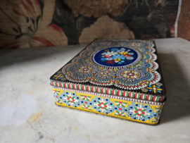 Antiek blikken kraaltjes koektrommel