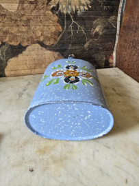 Oude geëmailleerde beschilderde veldfles